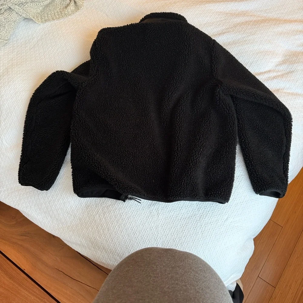 Uniqlo Black Fleece Jacket - Picture 2 of 4